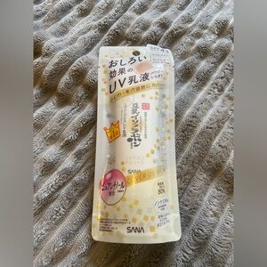 SANA Nameraka Honpo Soy Milk Cover UV Milk SPF43 PA+++